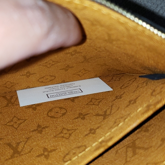 Louis vuitton pouch - Picture 4 of 5